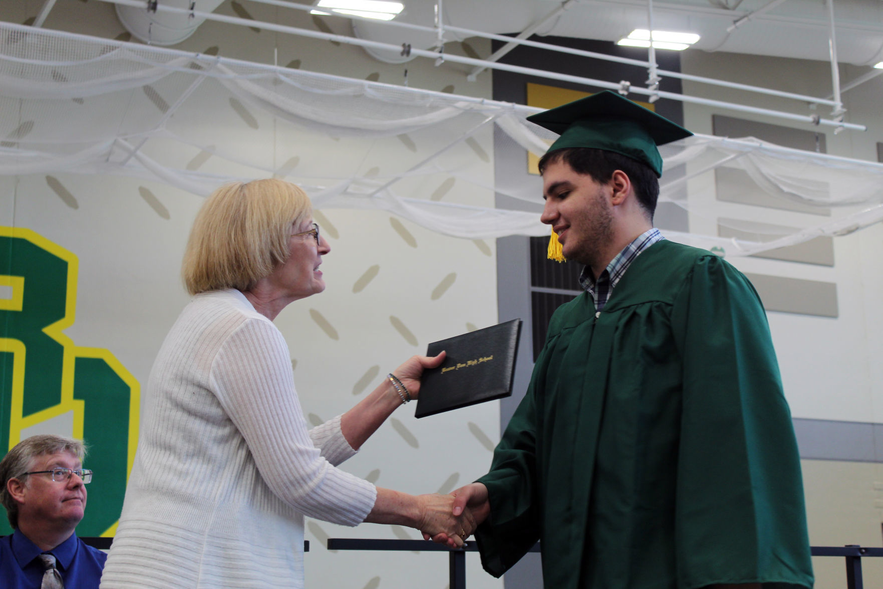 060219-ctzn-news-bd-grad107.jpg